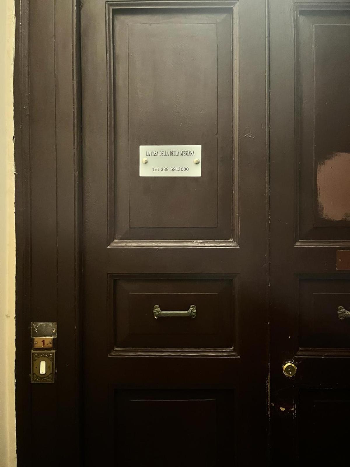 La Casa Della Bella M'Briana Apartment Naples Luaran gambar